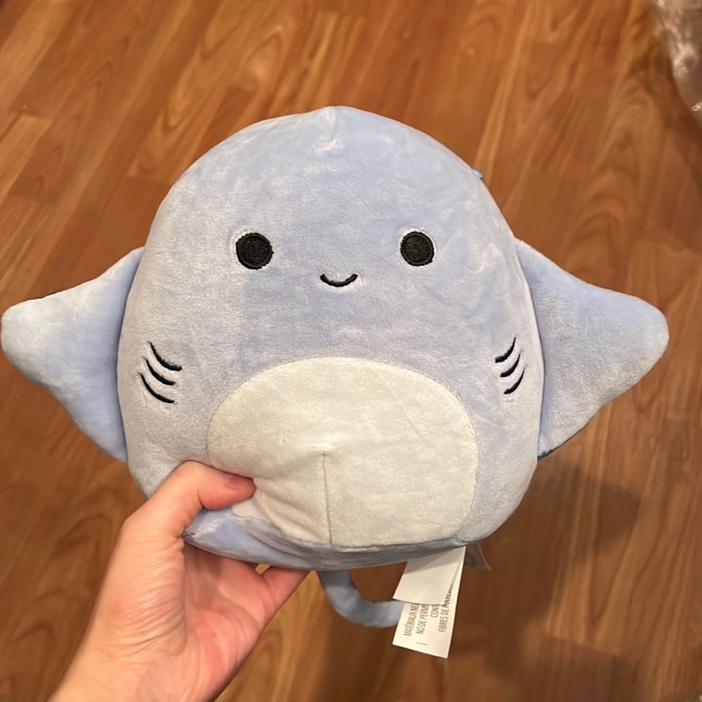 8” Aziza Squishmallow